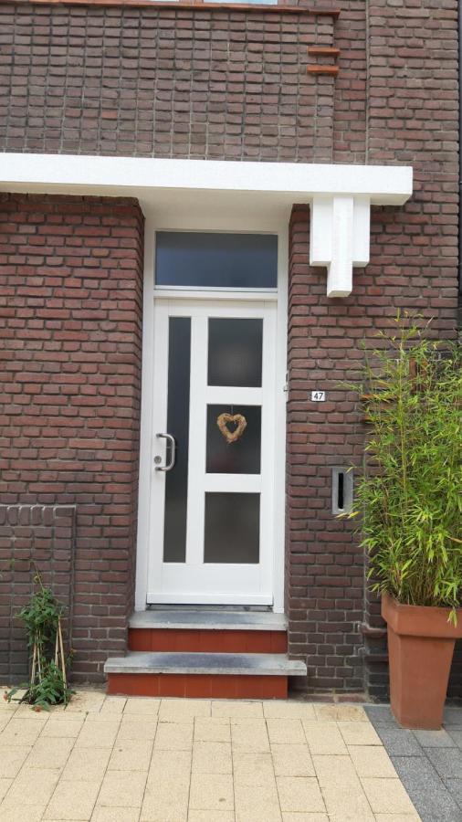 Prive Sauna & Terras - Aachen Vaals Drielandenpunt מראה חיצוני תמונה
